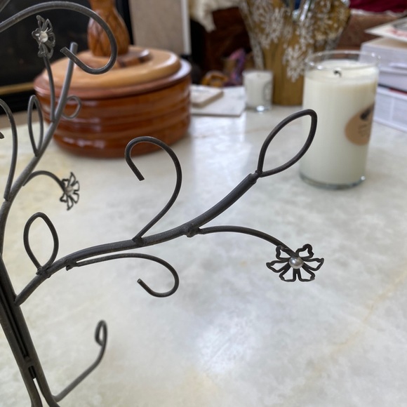 Jewelry Tree - Picture 2 of 4